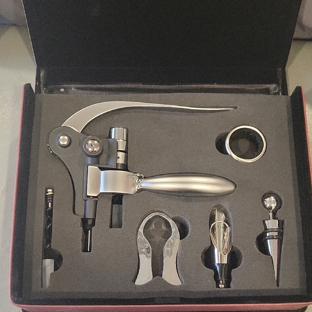 Premium Silver Wine Opener Set Leather  Case Stainless Steel Top Of Line Set
